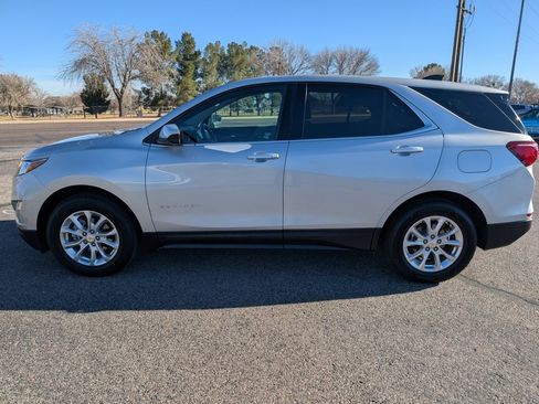 Certified 2020 Chevrolet Equinox LT image 2