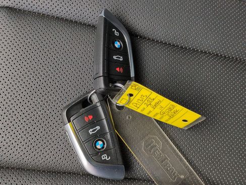 Certified 2023 BMW i4 eDrive35 image 33