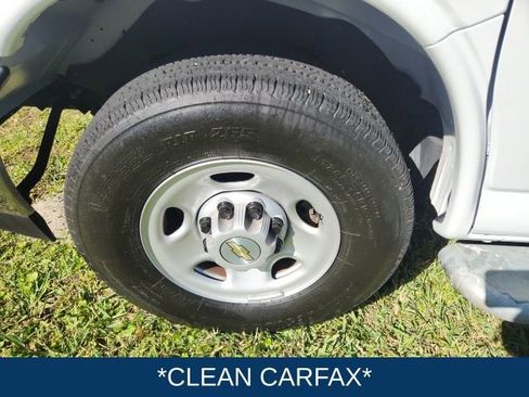 Used 2024 Chevrolet Express 2500 w/ Driver Convenience Package image 5