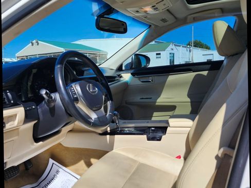 Used 2014 Lexus ES 350 FWD image 12