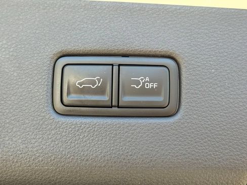 Used 2026 Kia Carnival EX FWD image 15