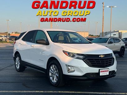 Used 2020 Chevrolet Equinox LS w/ LS Convenience Package