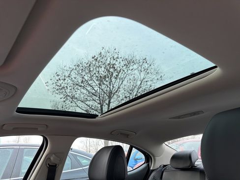 Used 2026 Genesis G70 2.5T Prestige image 29