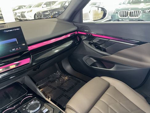 Used 2026 BMW 530i RWD image 30