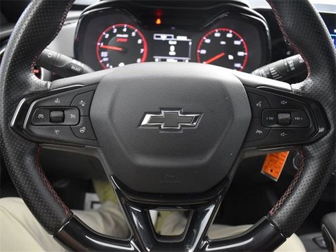 Used 2024 Chevrolet Trax RS w/ Driver Confidence Package image 12