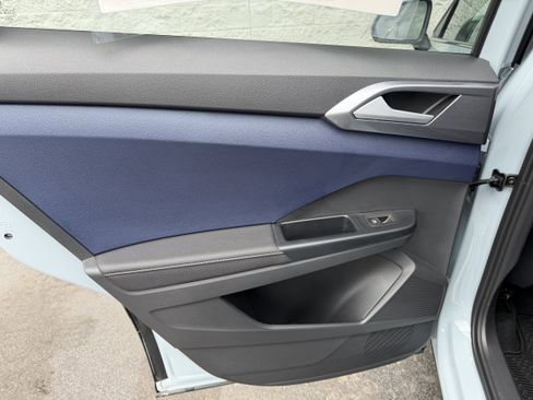 New 2026 Volkswagen Taos SEL AWD/4WD image 25