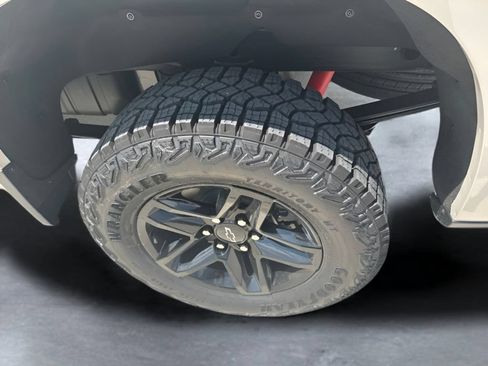 New 2026 Chevrolet Silverado 1500 Custom Trail Boss w/ Dark Appearance Package AWD/4WD image 29