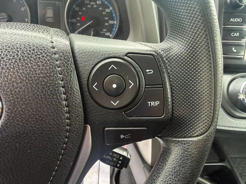 Used 2017 Toyota RAV4 LE w/ All Weather Liner Package AWD/4WD image 20