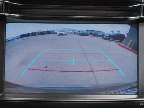 Used 2017 Toyota RAV4 LE FWD image 17