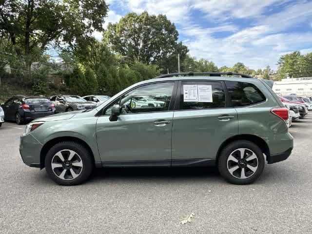Used 2017 Subaru Forester 2.5i Premium AWD/4WD image 2