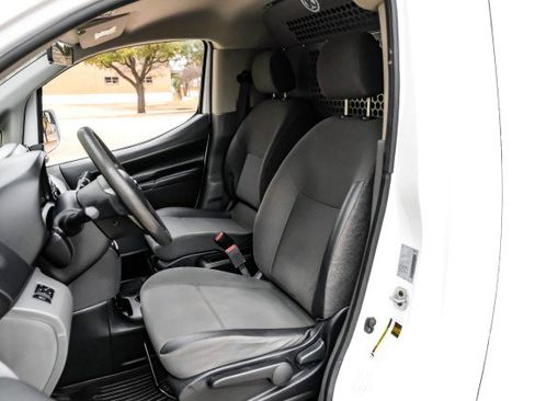 Used 2019 Nissan NV200 SV w/ Navigation Package image 24