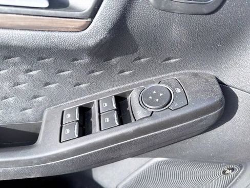 Used 2020 Ford Escape Titanium FWD image 14