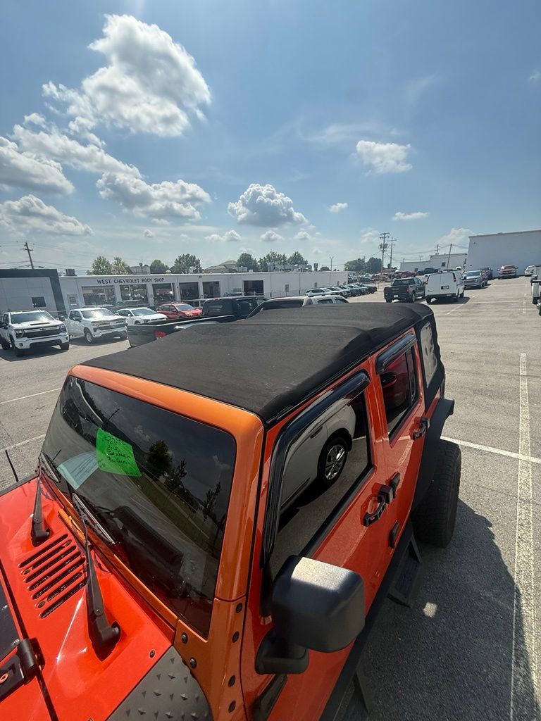 Used 2015 Jeep Wrangler Unlimited Sport w/ Quick Order Package 24S AWD/4WD image 6