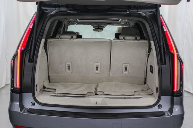 Certified 2021 Cadillac Escalade Sport Platinum AWD/4WD image 11