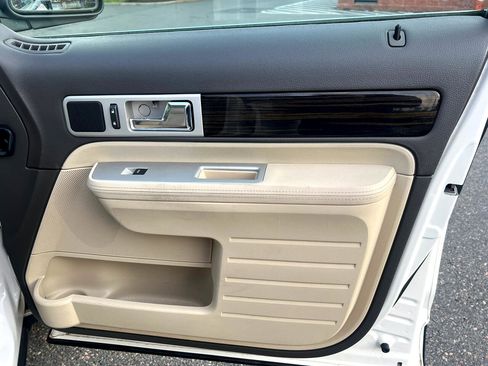 Used 2008 Lincoln MKX AWD image 14