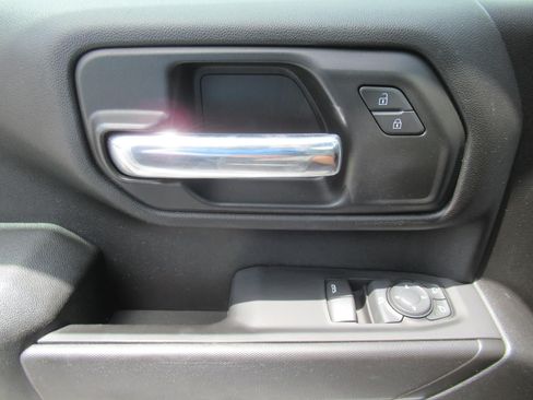 Used 2024 Chevrolet Silverado 2500 W/T w/ WT Convenience Package AWD/4WD image 18