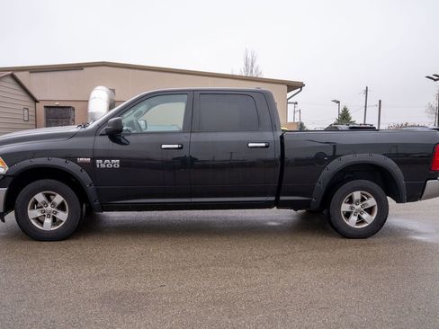 Used 2017 RAM 1500 Classic SLT image 5