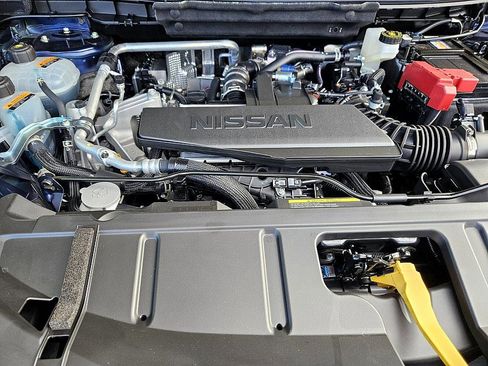 New 2026 Nissan Rogue Platinum image 16