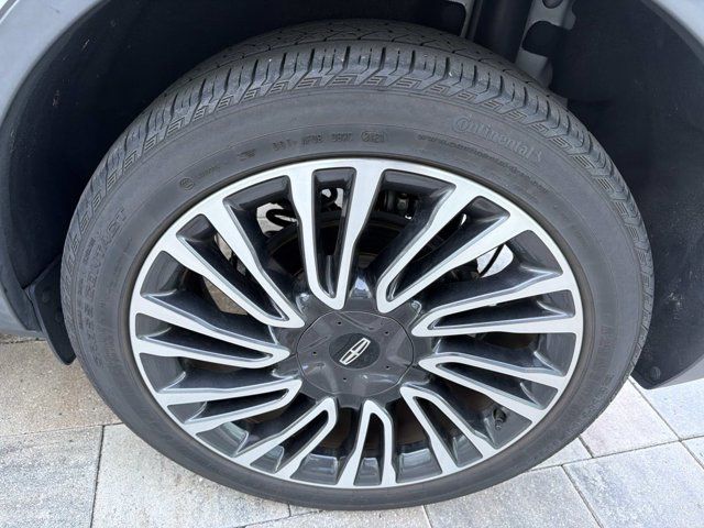 Used 2022 Lincoln Corsair Reserve FWD image 32