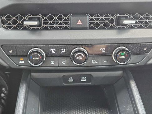 Used 2024 Honda Accord EX image 18