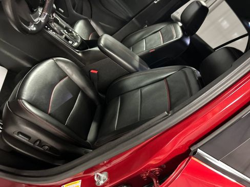 Used 2022 Chevrolet Equinox RS w/ RS Leather Package FWD image 12