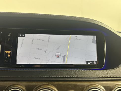 Used 2016 Mercedes-Benz S 550 4MATIC Sedan image 39