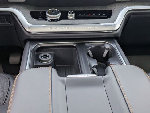 New 2026 Ford Expedition Tremor image 23