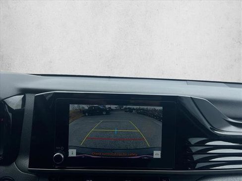 Certified 2025 Toyota Camry LE image 13