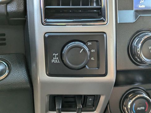 Used 2021 Ford F250 Lariat image 26