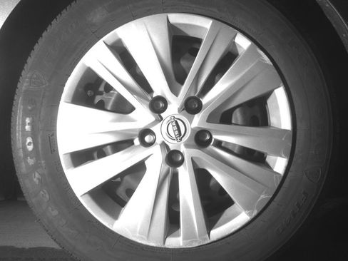 Used 2025 Nissan Sentra S FWD image 13