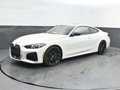 New 2026 BMW 430i Coupe w/ M Sport Package image 1