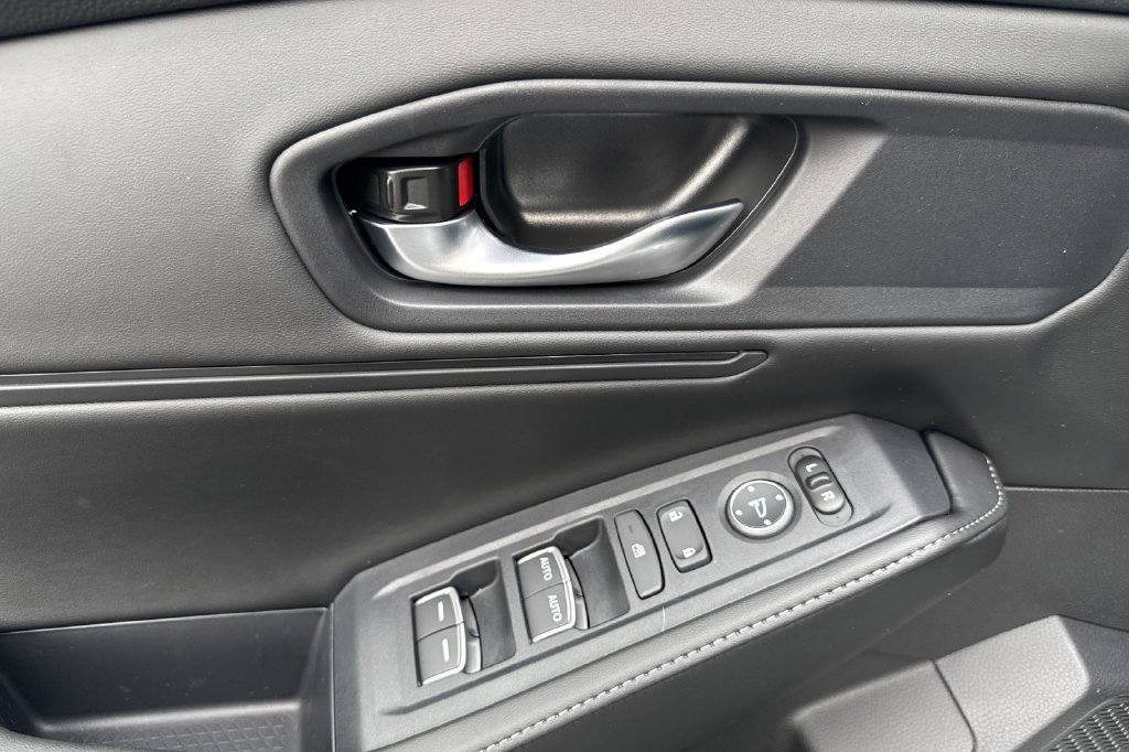 Used 2026 Honda Accord Sport image 5