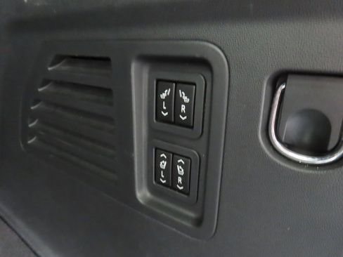 Used 2024 Chevrolet Traverse RS w/ LPO, Floor Liner Package image 43