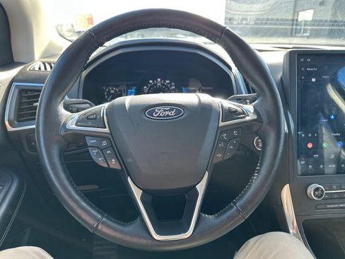 Used 2023 Ford Edge Titanium w/ Equipment Group 301A AWD/4WD image 18