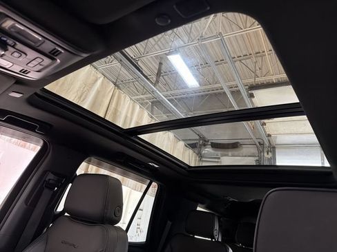 Certified 2023 GMC Yukon Denali AWD/4WD image 23