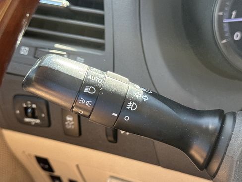 Used 2010 Lexus ES 350 image 16