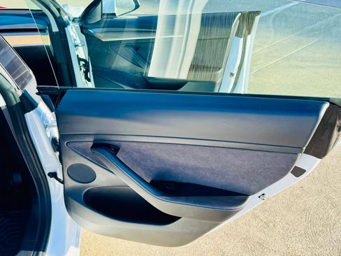 Used 2021 Tesla Model 3 Standard Range Plus RWD image 47