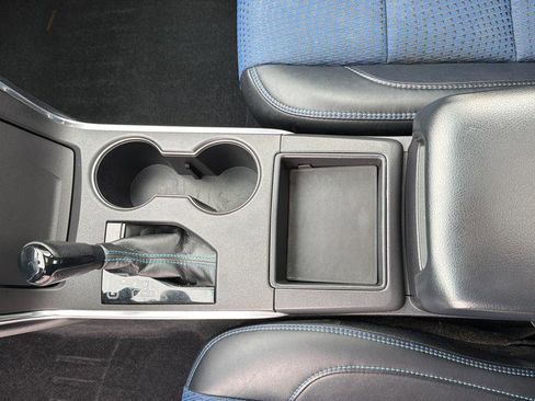 Used 2016 Toyota Camry SE image 28