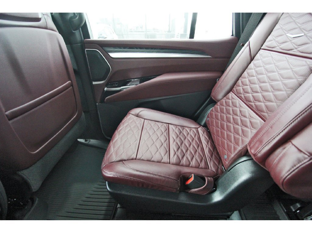 New 2027 Cadillac Escalade Luxury w/ Touring Package AWD/4WD image 12