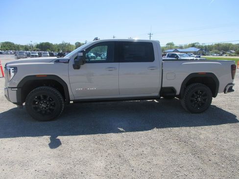 New 2026 GMC Sierra 2500 AT4 w/ AT4 Premium Plus Package AWD/4WD image 10