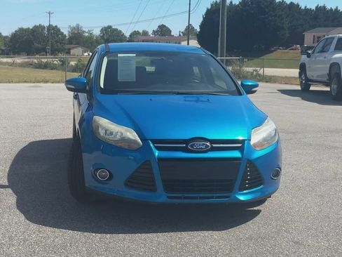 Used 2014 Ford Focus Titanium FWD image 3