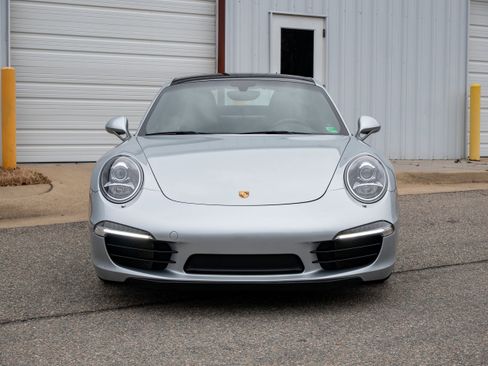 Used 2015 Porsche 911 Carrera S image 10