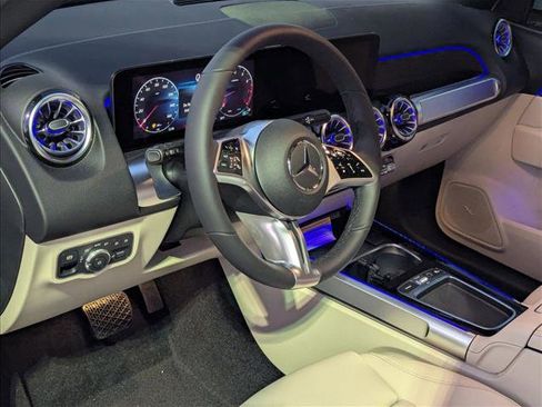 New 2026 Mercedes-Benz GLB 250 GLB 250 image 3