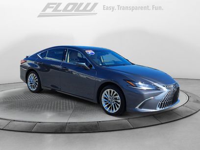 Used 2023 Lexus ES 300h Ultra Luxury w/ Accessory Package (Z2)