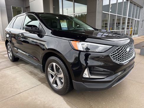 Certified 2024 Ford Edge SEL w/ Convenience Package AWD/4WD image 10