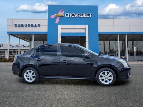 Used 2012 Nissan Sentra 2.0 SR w/ Special Edition Pkg FWD image 4