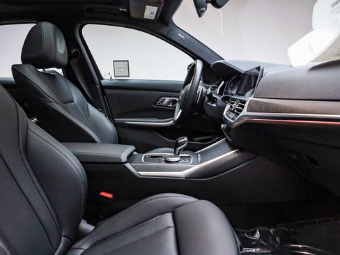 Certified 2022 BMW 330i Sedan w/ Premium Package 2 image 18