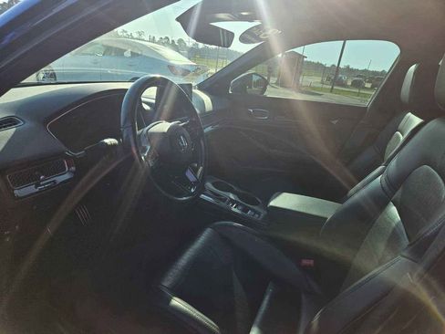 Used 2022 Honda Civic Sport Touring image 5
