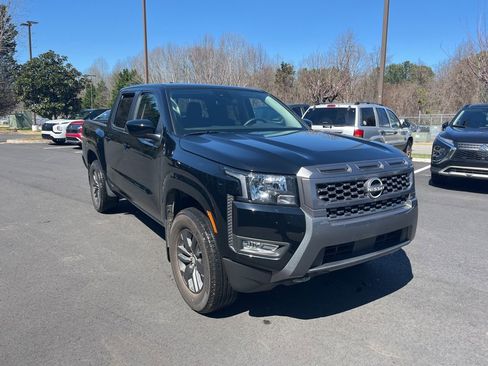 Certified 2025 Nissan Frontier SV w/ SV Convenience Package image 1