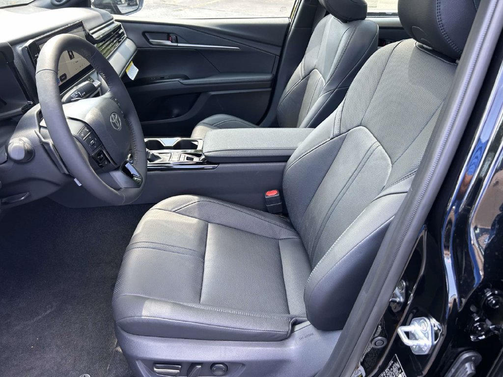 New 2026 Toyota Camry XSE w/ Premium Plus Package FWD image 15